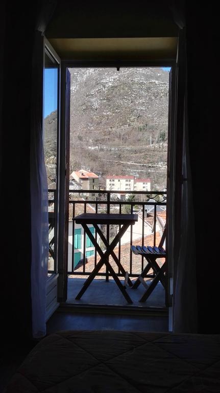 Appartement Residence Les Acacias Ax-les-Thermes Luaran gambar