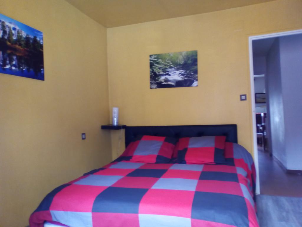 Appartement Residence Les Acacias Ax-les-Thermes Luaran gambar