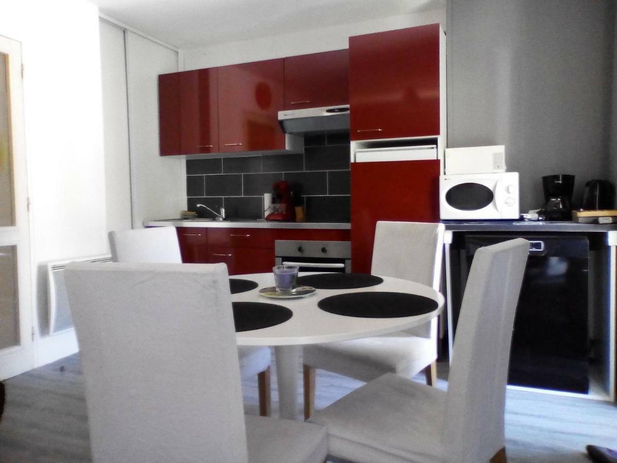 Appartement Residence Les Acacias Ax-les-Thermes Luaran gambar